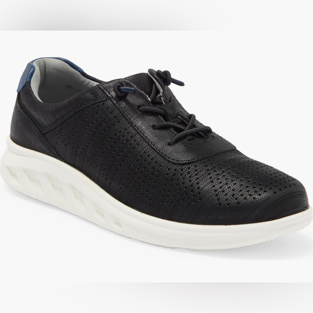 Johnston & Murphy Boys Black Dressy Sneakers *NWT* Size 3